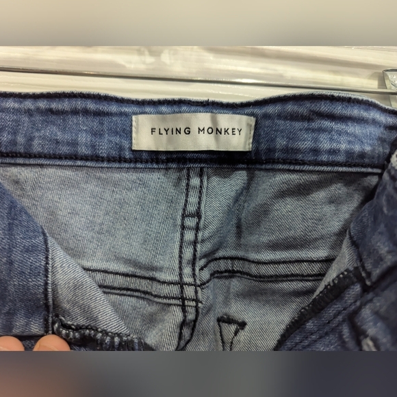 Flying Monkey Mid-Rise Distressed Jeans, Size 31 - Picture 6 of 13